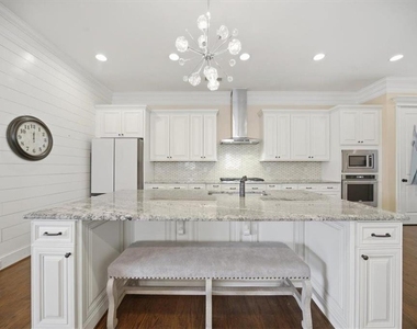 5869 Chickasaw Lane - Photo Thumbnail 2