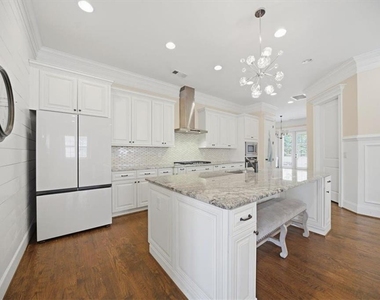 5869 Chickasaw Lane - Photo Thumbnail 3