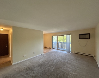 1077 Dickens Way - Photo Thumbnail 5