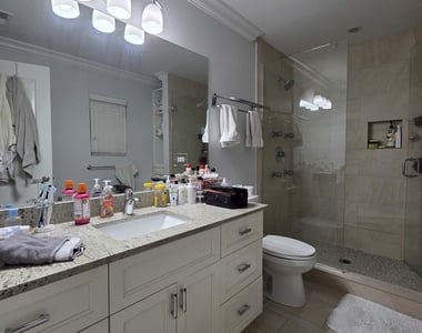 20 N Aberdeen Street - Photo Thumbnail 10