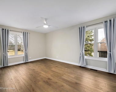 887 Braintree Lane - Photo Thumbnail 17