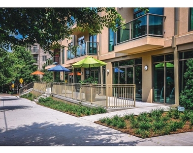1045 Piedmont Avenue Ne - Photo Thumbnail 3