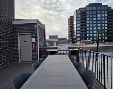 22 N Aberdeen Street - Photo Thumbnail 14