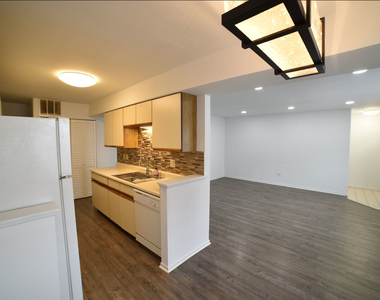 437 N Cambridge Drive - Photo Thumbnail 5