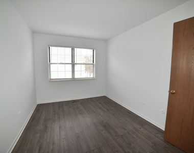 437 N Cambridge Drive - Photo Thumbnail 15