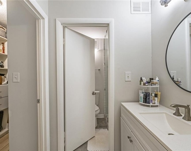 6800 Glenridge Drive - Photo Thumbnail 19