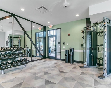 29w710 Cambridge Court - Photo Thumbnail 34