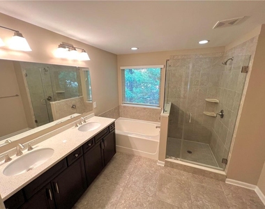 1627 Trailview Way Ne - Photo Thumbnail 7