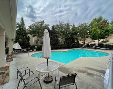 1627 Trailview Way Ne - Photo Thumbnail 11