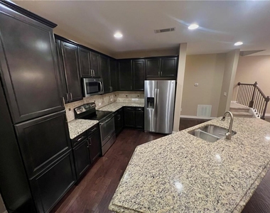 1627 Trailview Way Ne - Photo Thumbnail 1