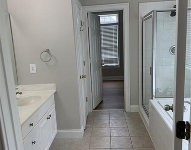 2320 Kennesaw Oaks Trail Nw - Photo Thumbnail 13