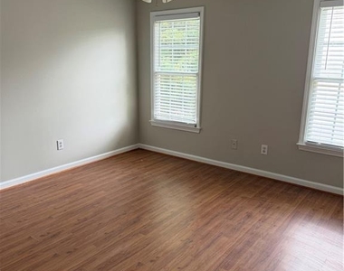 2320 Kennesaw Oaks Trail Nw - Photo Thumbnail 18