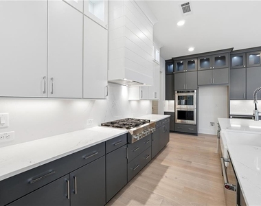 7370 Cornflower Court - Photo Thumbnail 25