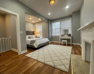 2950 W Monroe Street - Photo Thumbnail 5