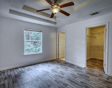 2119 Sw Briar Glen Lane Sw - Photo Thumbnail 19