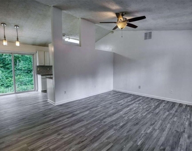 2119 Sw Briar Glen Lane Sw - Photo Thumbnail 7