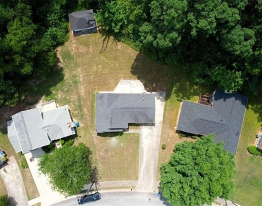 2119 Sw Briar Glen Lane Sw - Photo Thumbnail 32