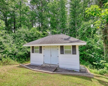 2119 Sw Briar Glen Lane Sw - Photo Thumbnail 6