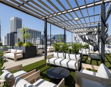 811 Peachtree Street Ne - Photo Thumbnail 30