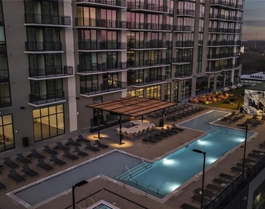 811 Peachtree Street Ne - Photo Thumbnail 46