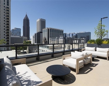 811 Peachtree Street Ne - Photo Thumbnail 31