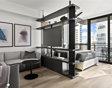 811 Peachtree Street Ne - Photo Thumbnail 12