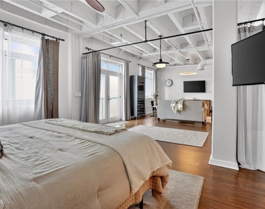 805 Peachtree Street Ne - Photo Thumbnail 10