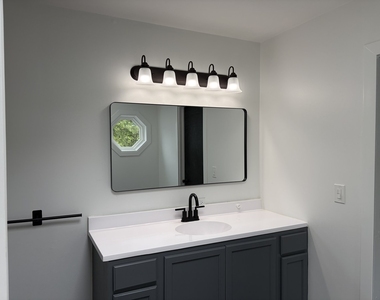 8365 W Lincoln Highway - Photo Thumbnail 10