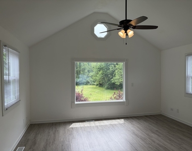 8365 W Lincoln Highway - Photo Thumbnail 7