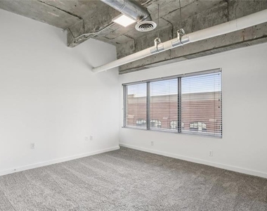 230 18th Street - Photo Thumbnail 27