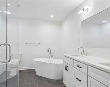 230 18th Street - Photo Thumbnail 29