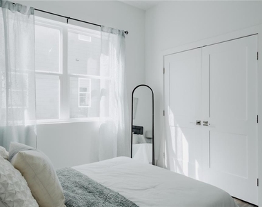 123 Mayson Avenue Ne - Photo Thumbnail 10