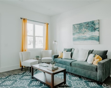 123 Mayson Avenue Ne - Photo Thumbnail 13