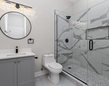3214 W Lawrence Avenue - Photo Thumbnail 8