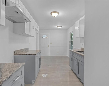 2080 Bluffton Way - Photo Thumbnail 21