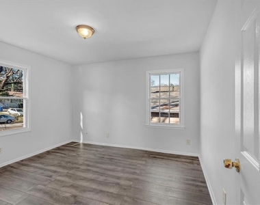 2080 Bluffton Way - Photo Thumbnail 35
