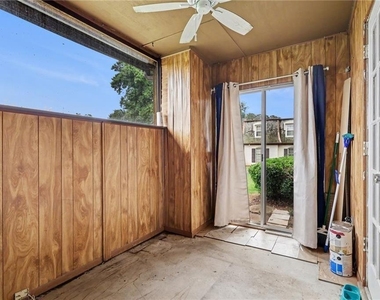 129 Rue Fontaine - Photo Thumbnail 24