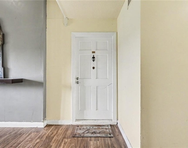129 Rue Fontaine - Photo Thumbnail 2