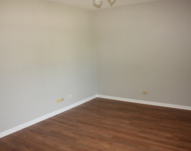 410 Ashwood Court - Photo Thumbnail 11