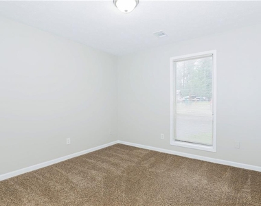 8671 Woodside Lane - Photo Thumbnail 4