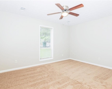 8671 Woodside Lane - Photo Thumbnail 6