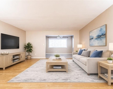 1468 Briarwood Road Ne - Photo Thumbnail 5
