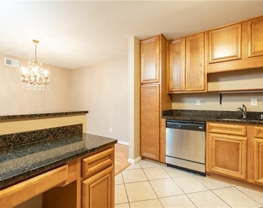 1468 Briarwood Road Ne - Photo Thumbnail 11