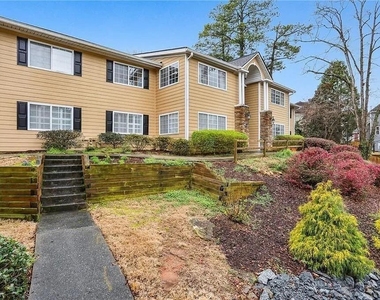 1468 Briarwood Road Ne - Photo Thumbnail 1