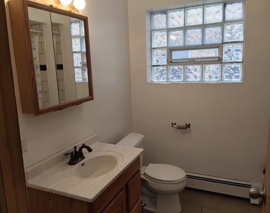 5452 N Central Avenue - Photo Thumbnail 2