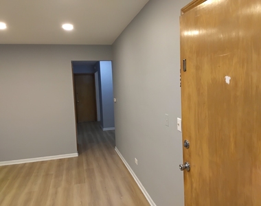 5452 N Central Avenue - Photo Thumbnail 1