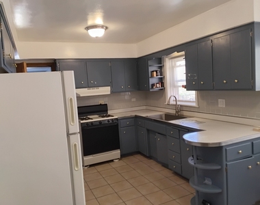 5452 N Central Avenue - Photo Thumbnail 6