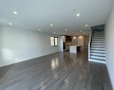 719 N Elizabeth Street - Photo Thumbnail 6