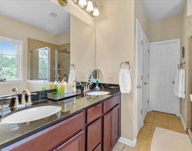 1751 Breyerton Drive - Photo Thumbnail 23