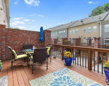 1751 Breyerton Drive - Photo Thumbnail 11